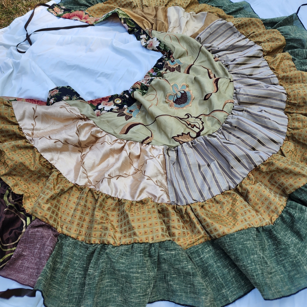 Cream and Green Ruffled Bubble Skirt